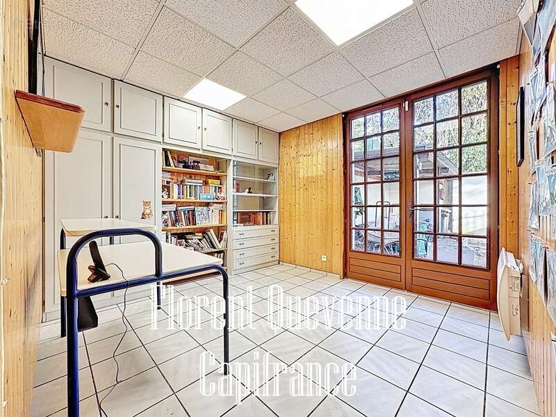 Maison à FEUGUEROLLES-BULLY