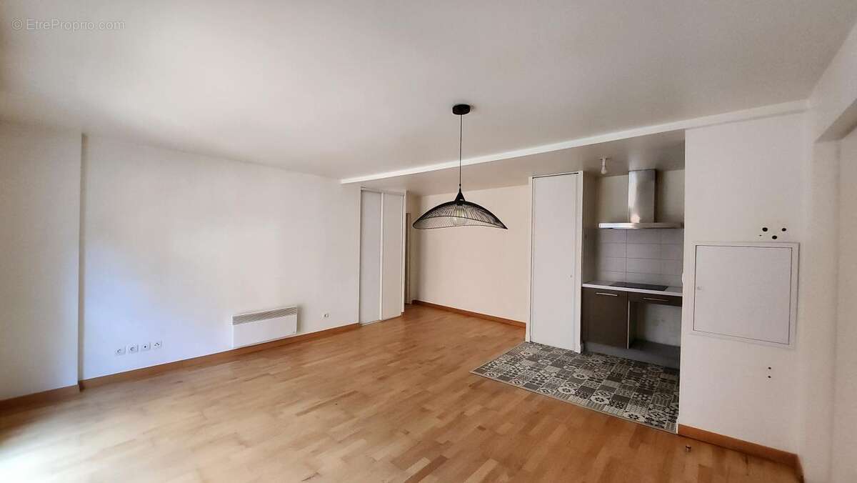 Appartement à ARPAJON