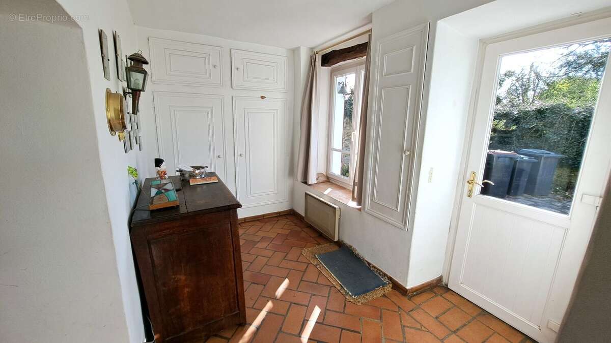 Maison à BRIIS-SOUS-FORGES