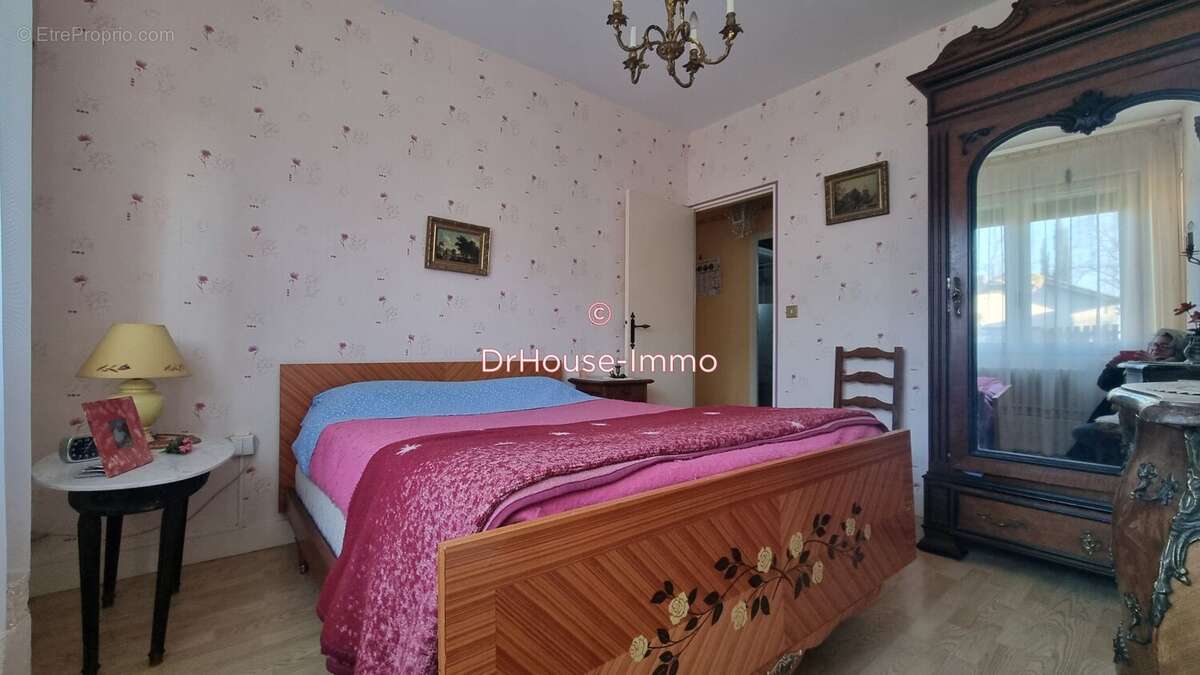 Maison à SAINT-PIERRE-DE-BAT