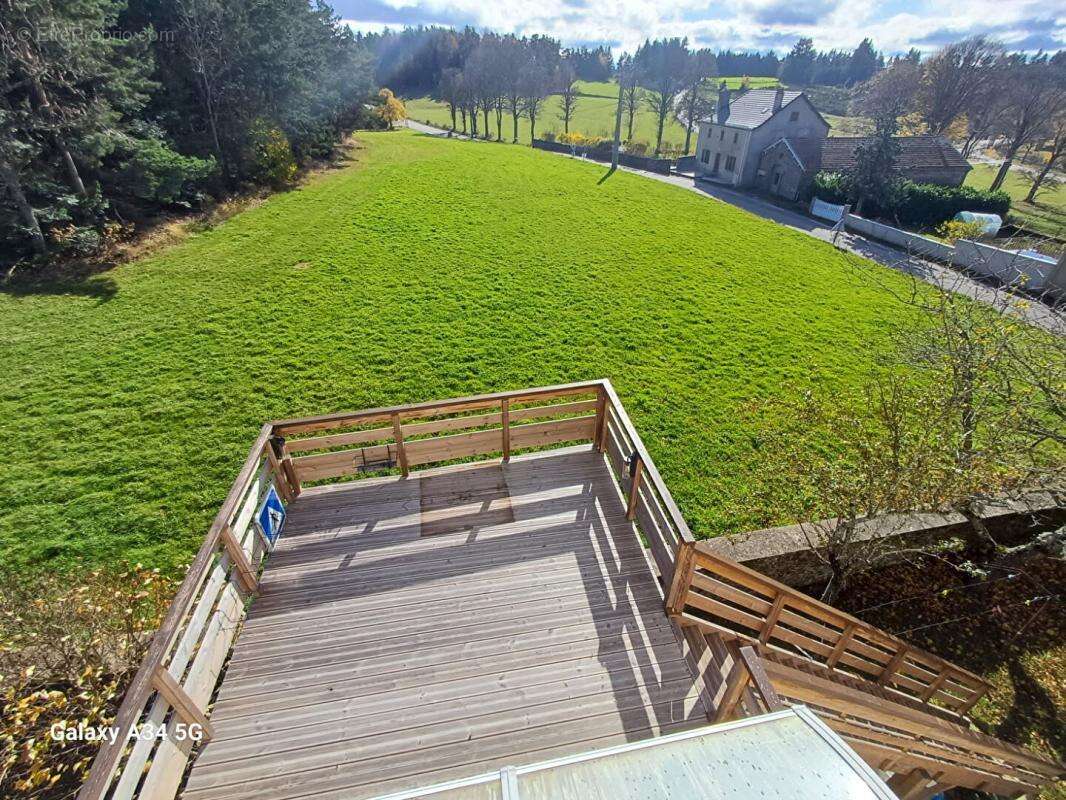 Maison à SAINT-AGREVE