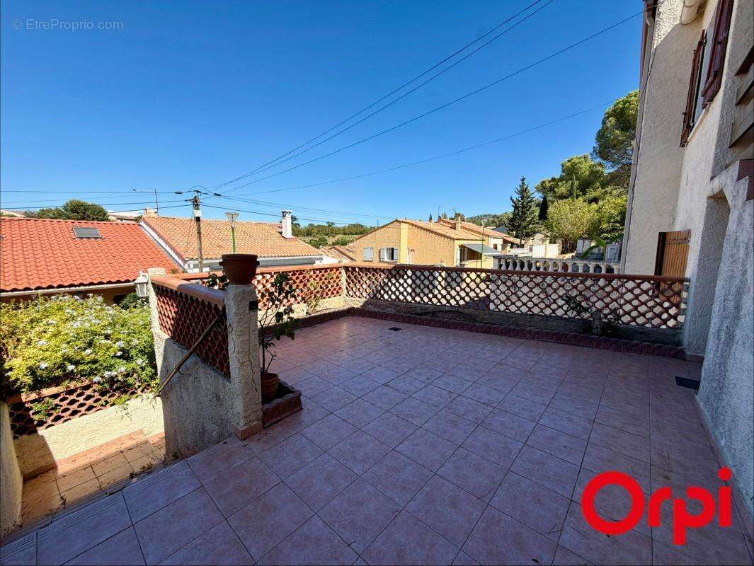 Maison familiale de 190 m² – 4 chambres – jardin 122 m² – garage 35 m² – potentiel 2 logements - la penne-sur-huveaune 13821 - photo 16