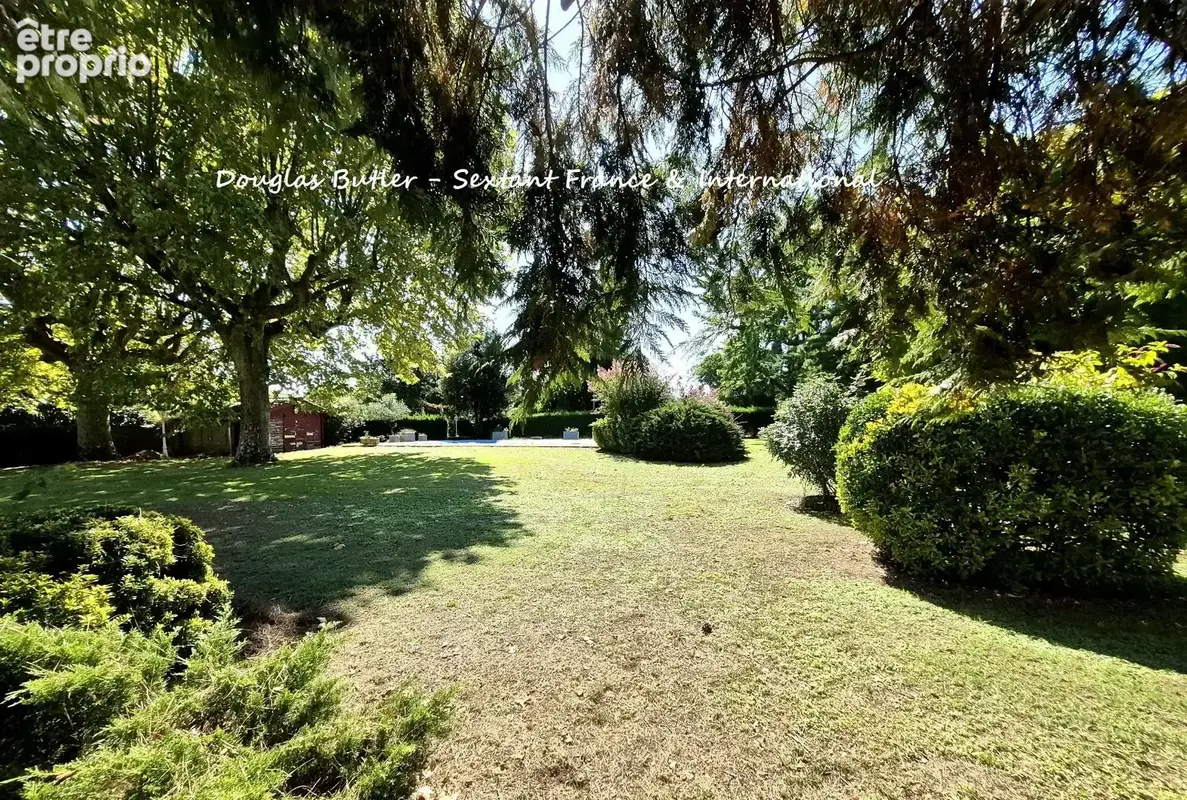 Elegante propriete avec parc et piscine, vue sue la Dordogne - photo 25