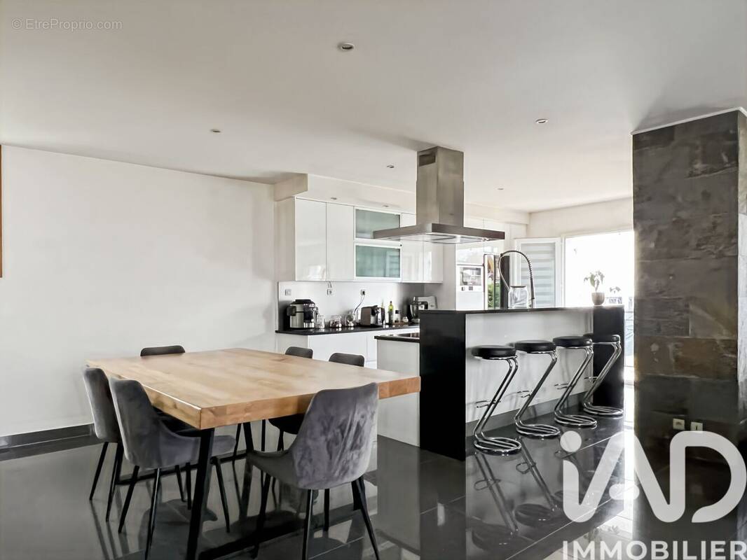 Photo 1 - Maison à PONTAULT-COMBAULT