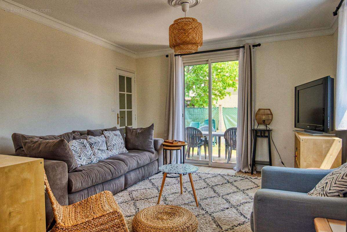 Maison à SAINT-SEBASTIEN-SUR-LOIRE