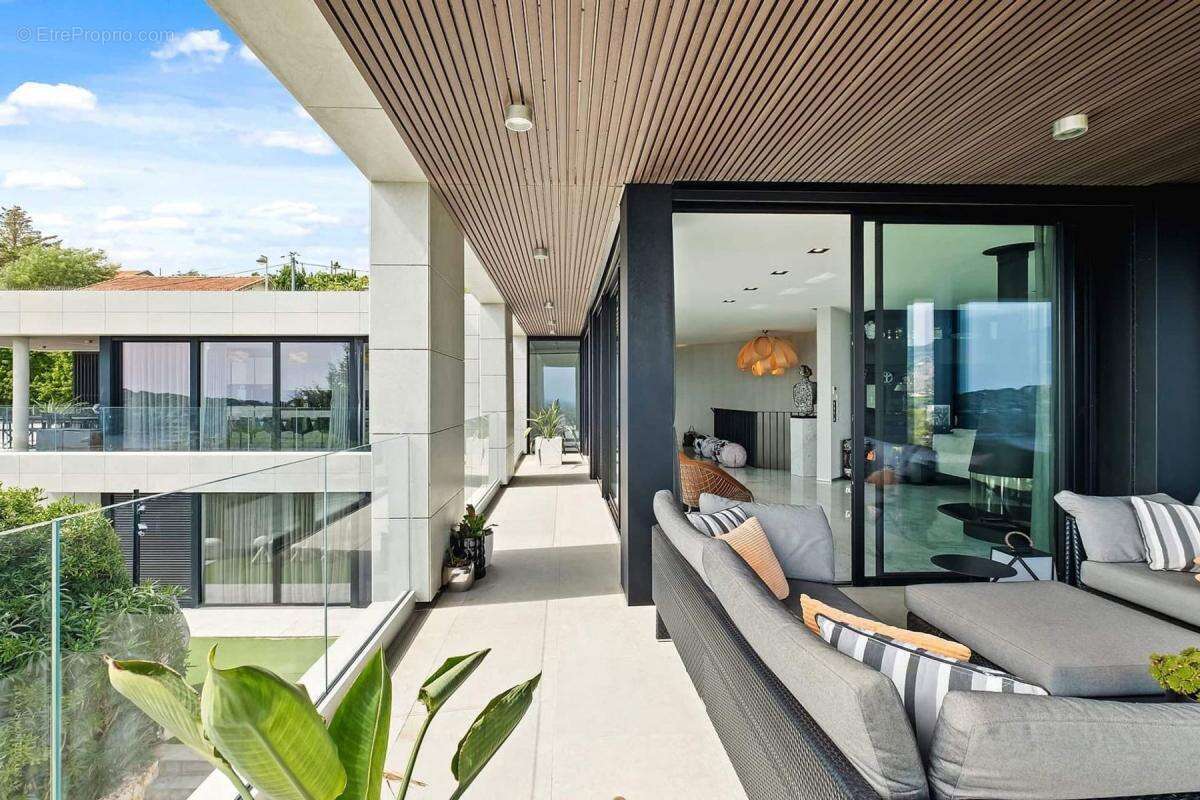 NICE Mont Boron - Villa moderne avec vue imprenable sur la mer - photo 14