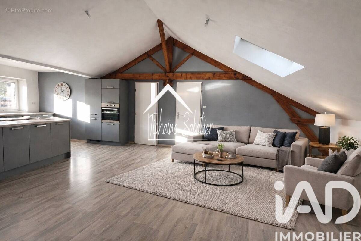 Photo 1 - Appartement à BOURGOIN-JALLIEU