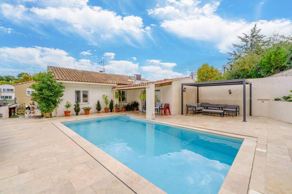 Maison à MARSEILLE-13E