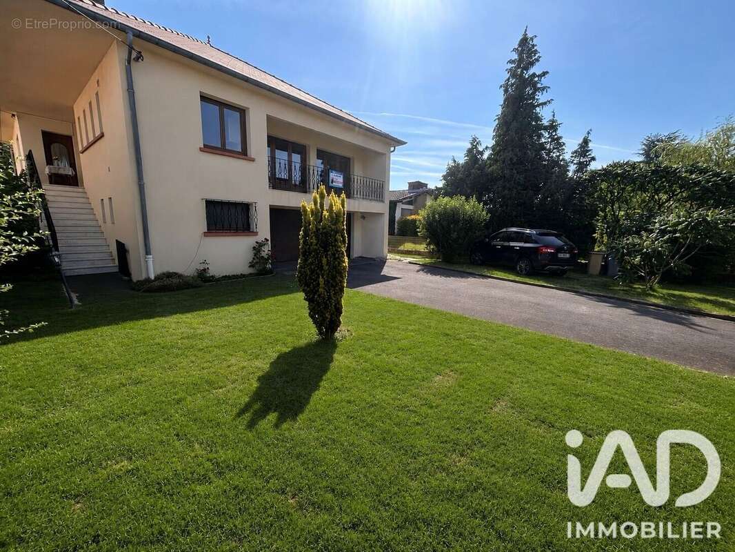 Photo 2 - Maison à BRIEY