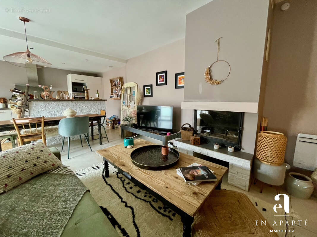 Maison à SOUCIEU-EN-JARREST