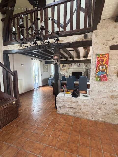 Maison 174 m² à Augers-En-Brie  - photo 6
