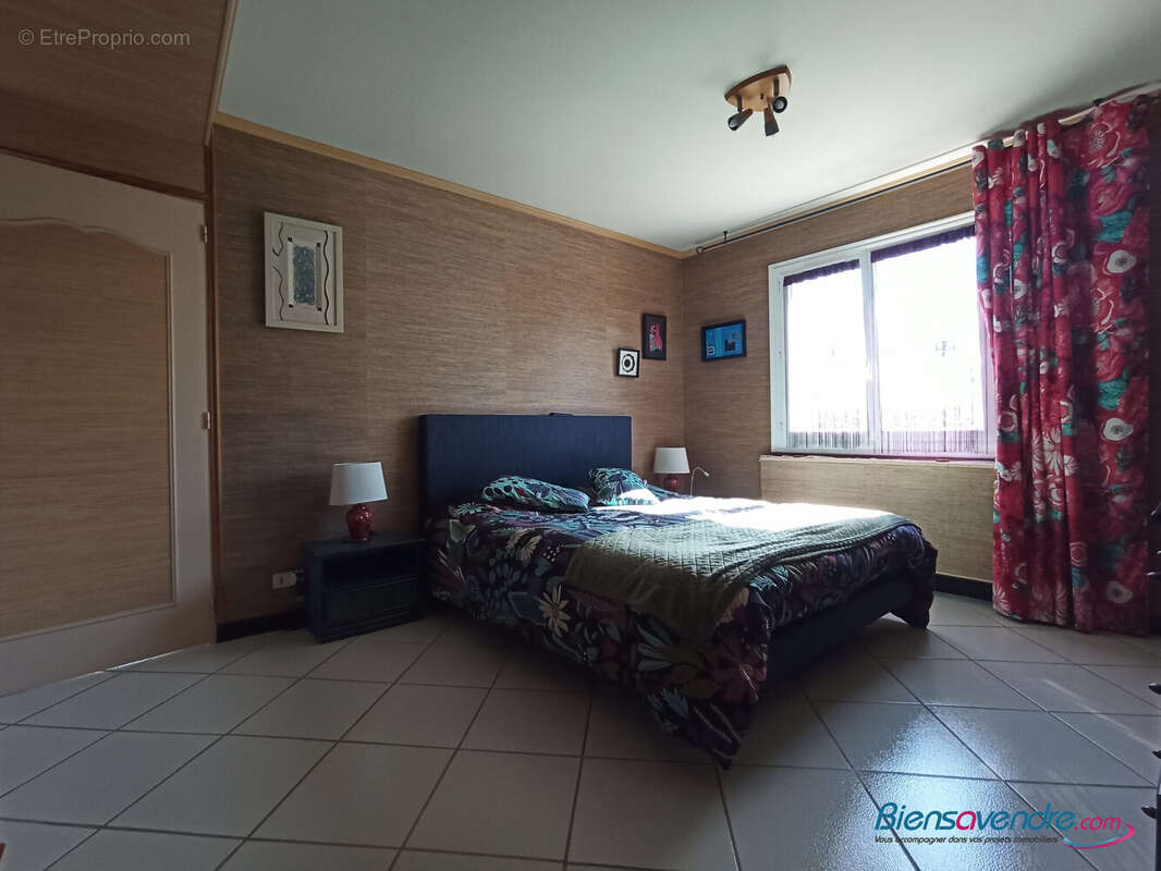 Maison à CHATELLERAULT