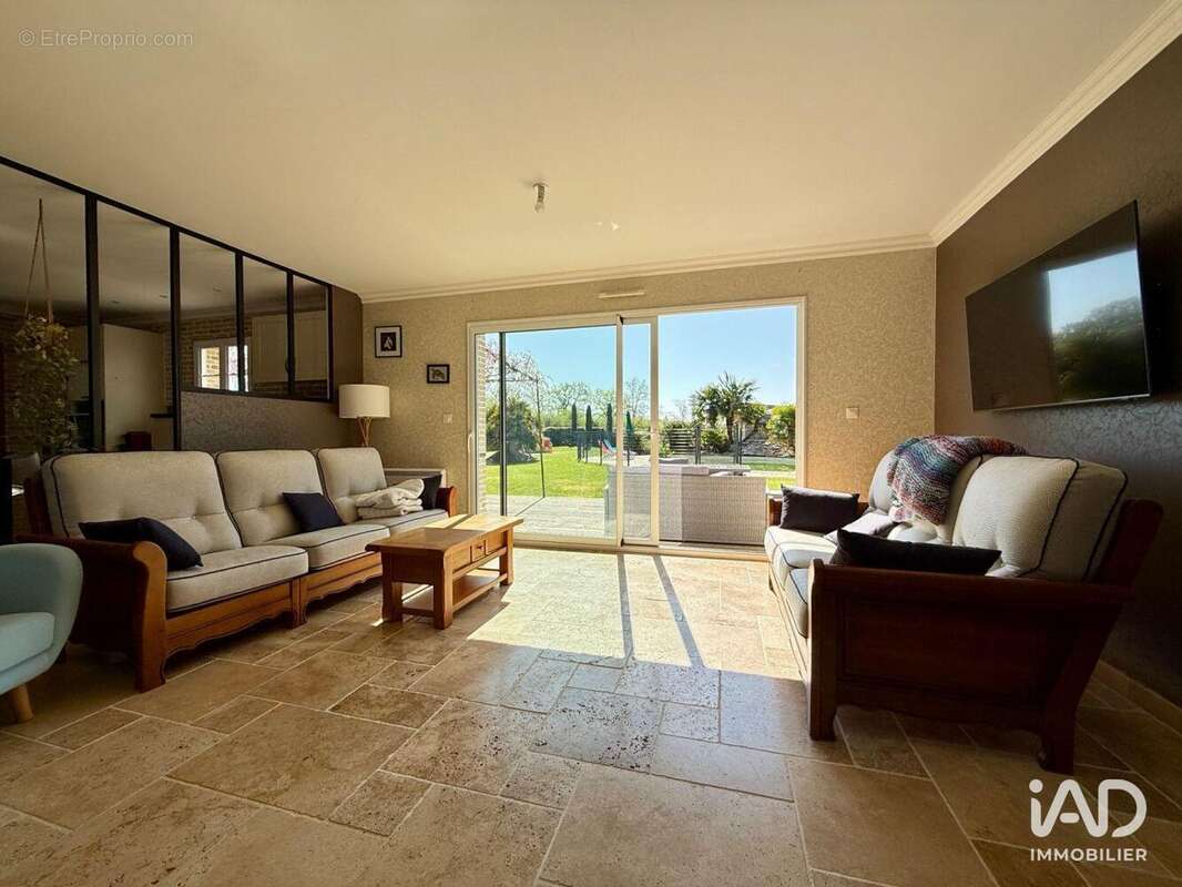 Photo 2 - Maison à VIERZON