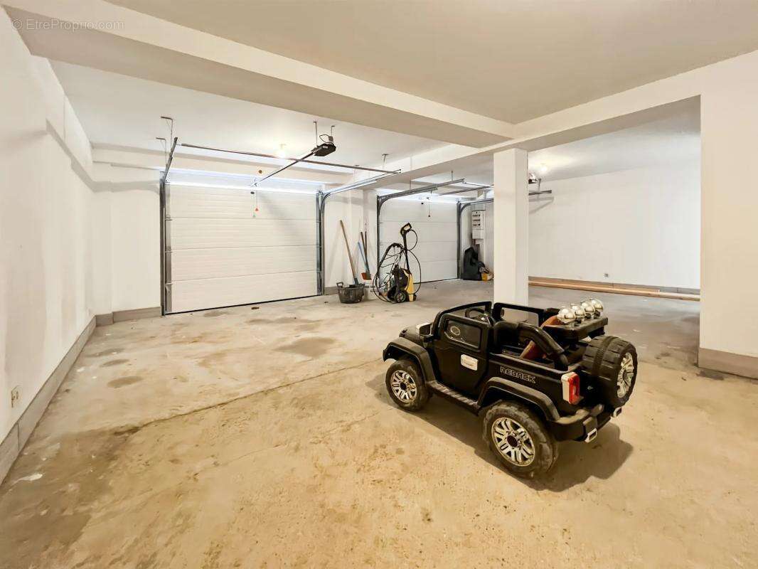 Maison à SAINT-SYLVESTRE-PRAGOULIN