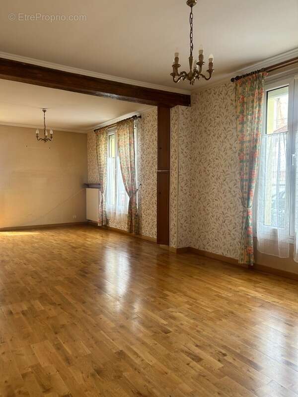 Maison à CHATEAU-THIERRY