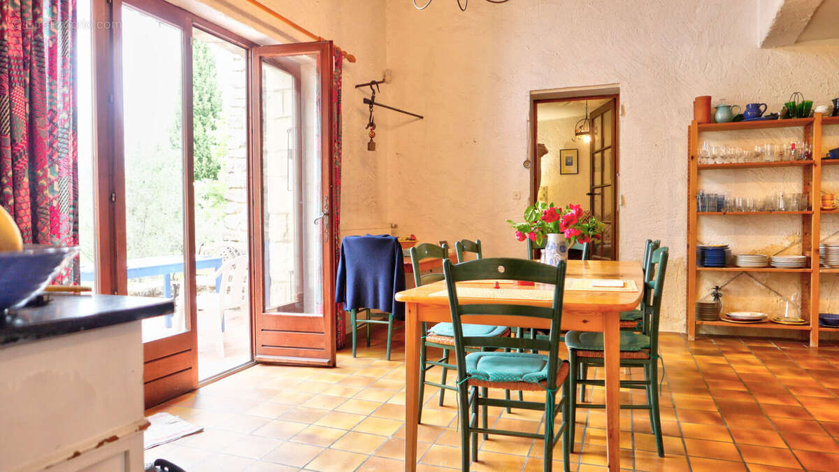 Maison à CHANTEMERLE-LES-GRIGNAN