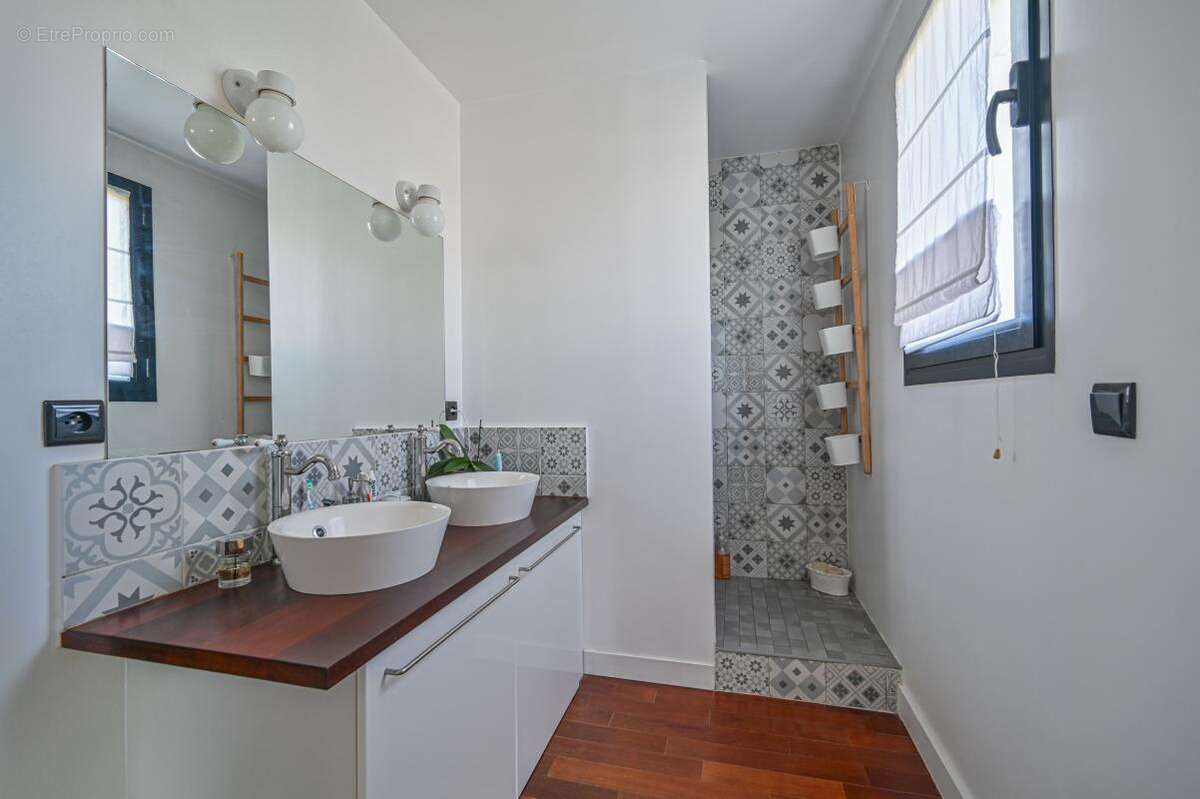 Appartement à BRY-SUR-MARNE