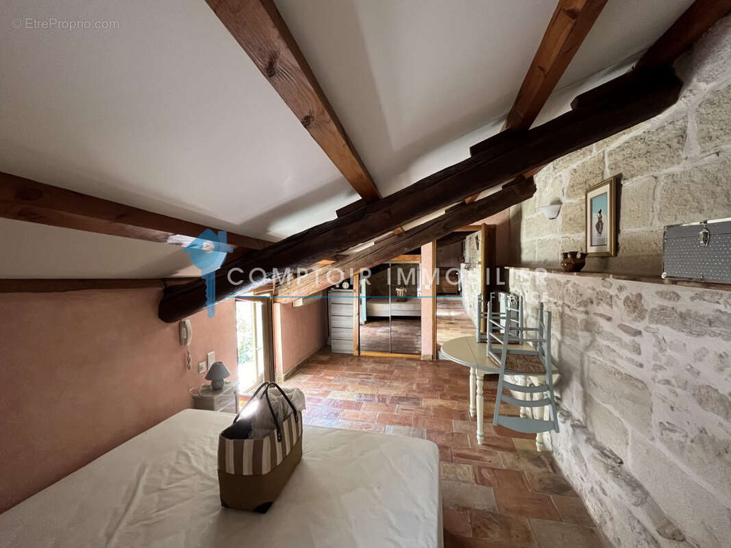 A Vendre GARD (30) - Maison avec cour au cœur d'Uzès - photo 9