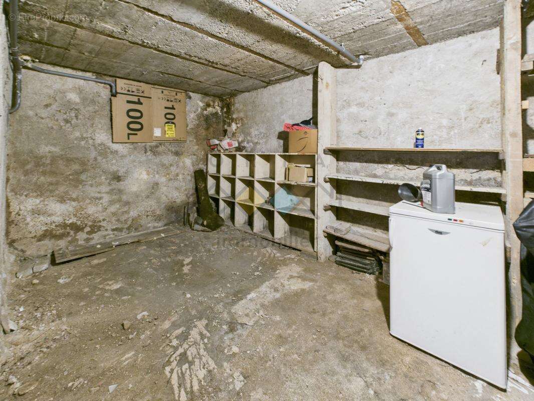 Maison à VILLECEY-SUR-MAD