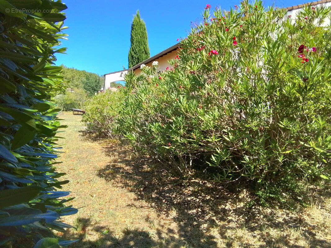 Résidez au coeur de ROSIERES ! - photo 7