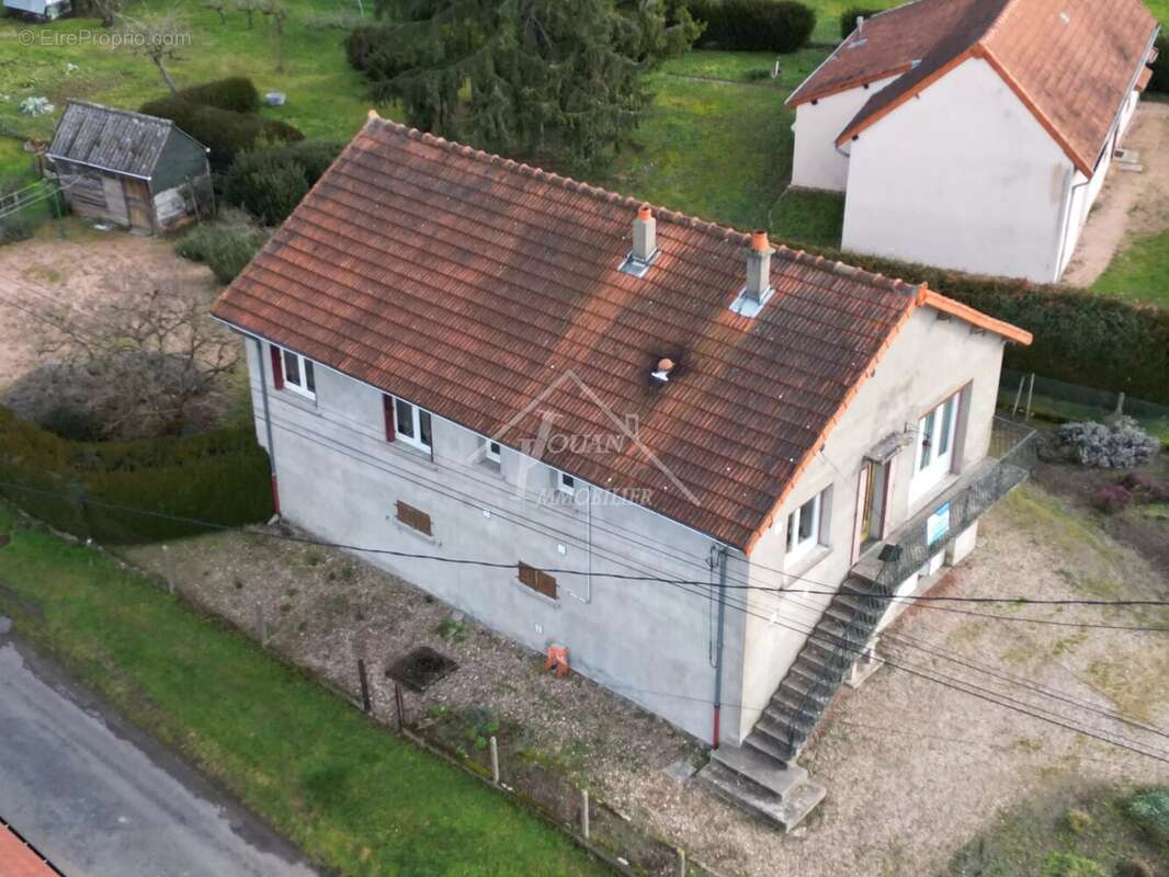 Maison à VARENNES-SUR-ALLIER