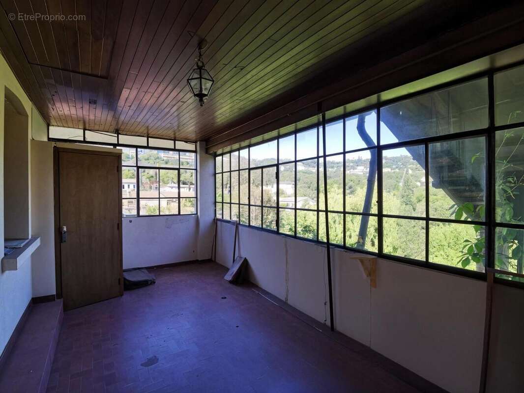   - Appartement à AUBENAS