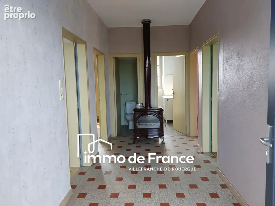 Corps de ferme à rénover ? 9 500m² de terrain ? 2 Maisons - Proche de Najac - photo 3