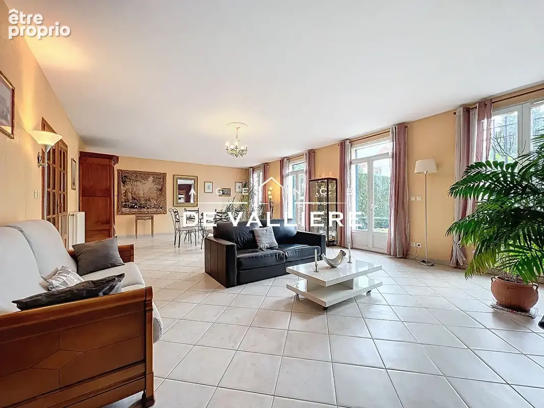 Maison à NANTERRE
