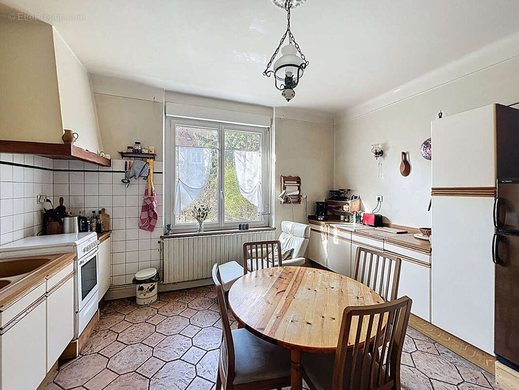 Maison à MONTIGNY-LES-METZ