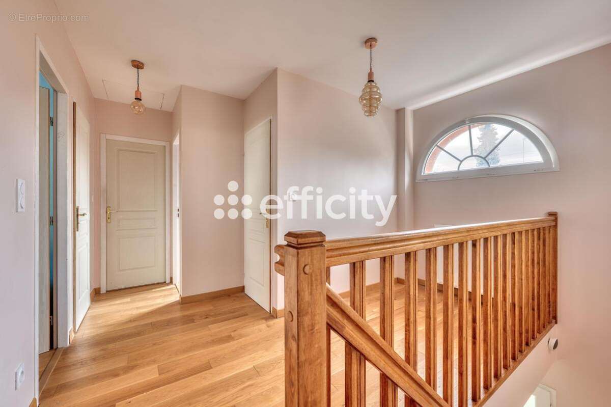 Maison à EPINAY-SUR-ORGE