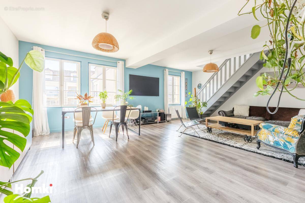 Appartement à LOUVRES