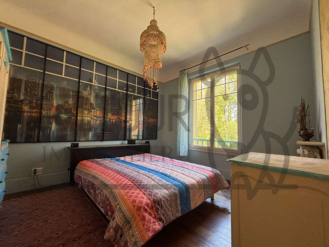 Maison à COULOMMIERS