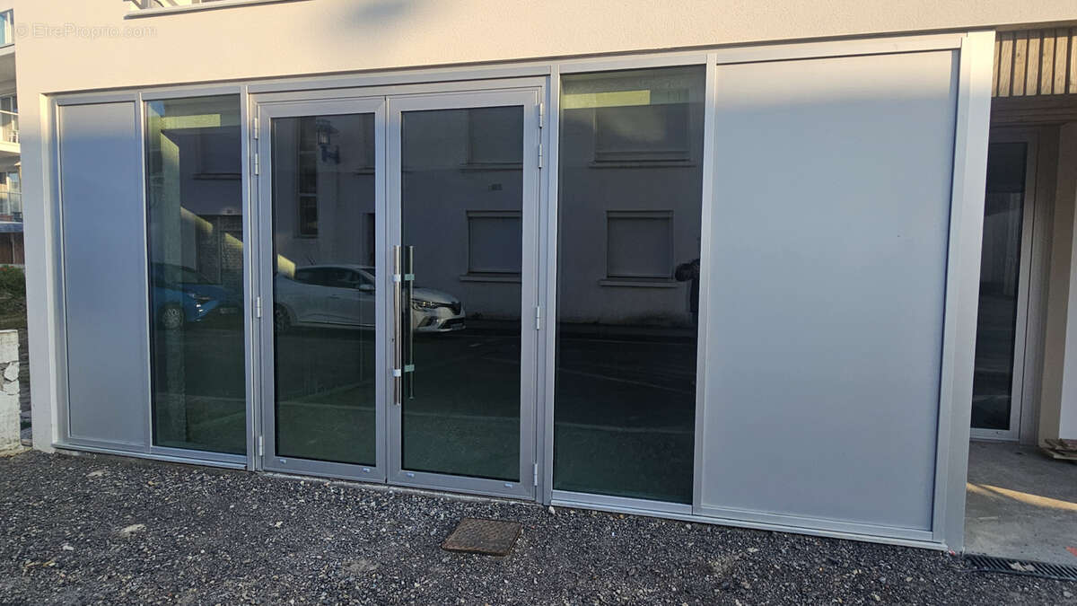 CELLULE 1  /  59,70 m2 - photo 2