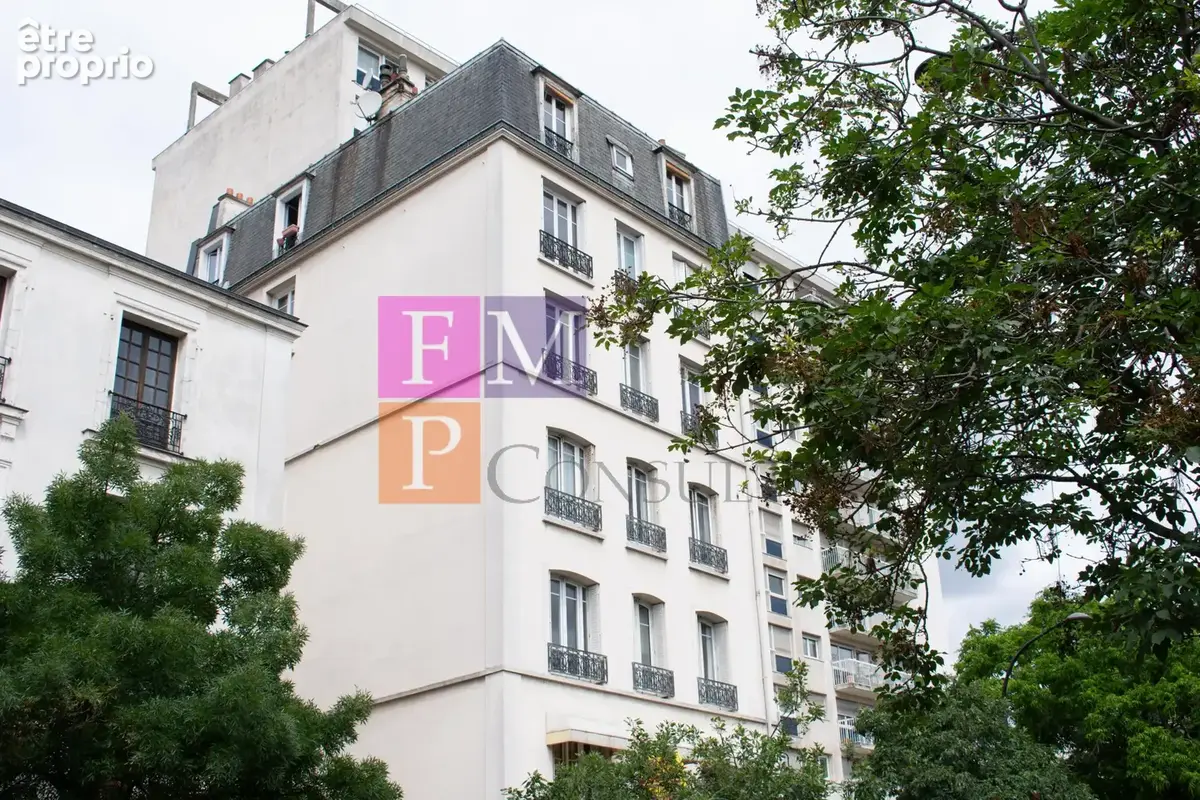Appartement à PARIS-12E