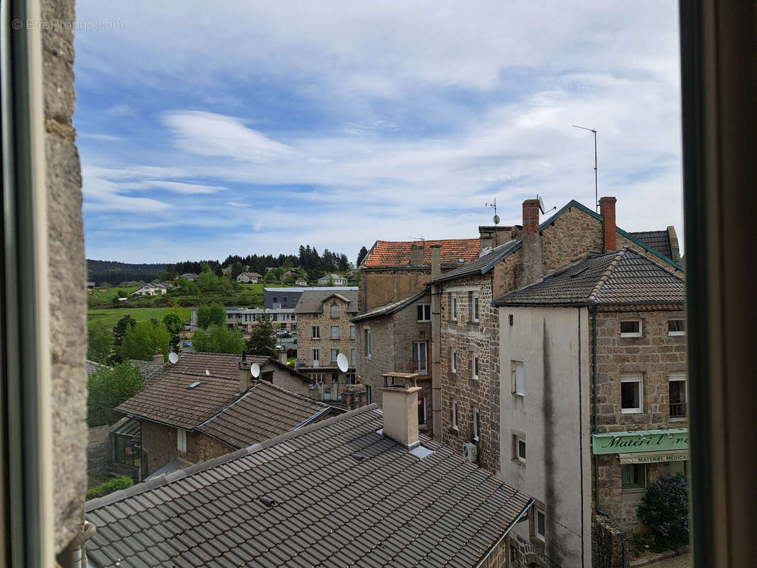 Appartement à TENCE