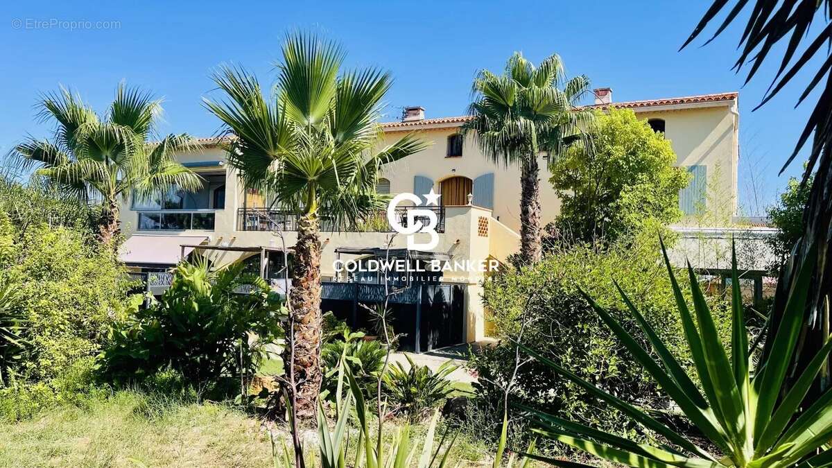 Appartement à LA CRAU