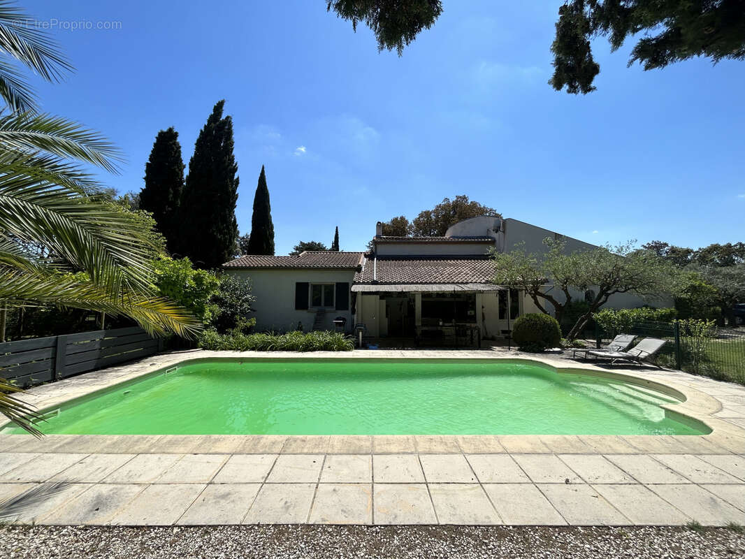 Maison à UZES