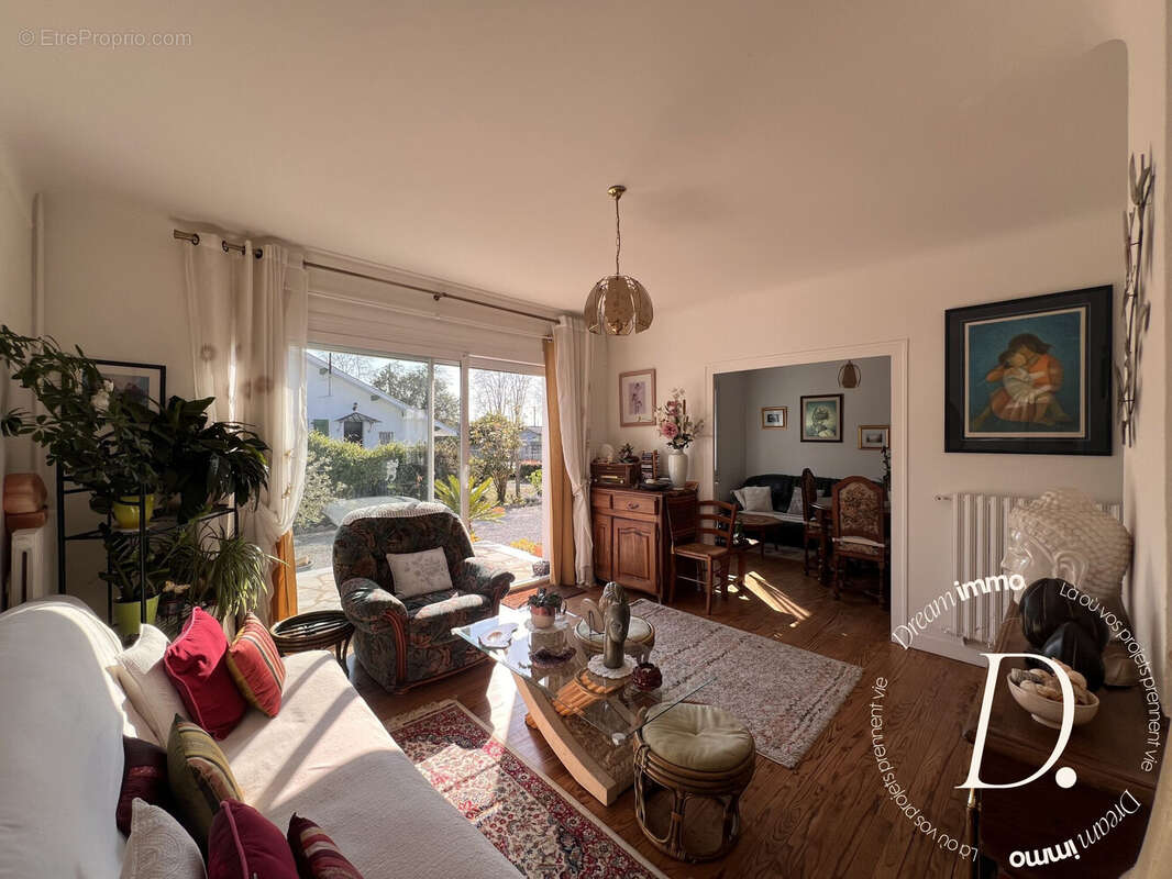 Maison à PEYREHORADE