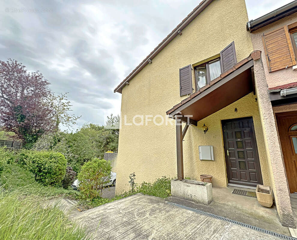 Maison à RIVE-DE-GIER