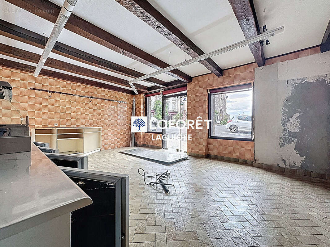 Appartement à MUR-DE-BARREZ