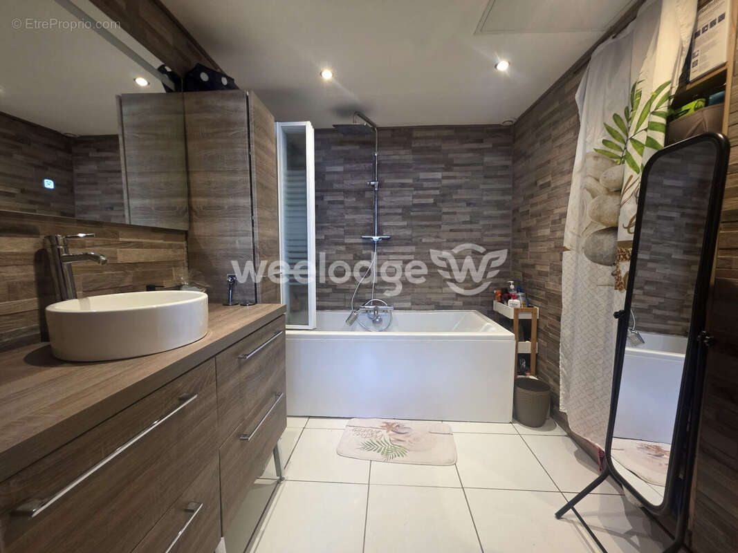 Maison à LA SENTINELLE