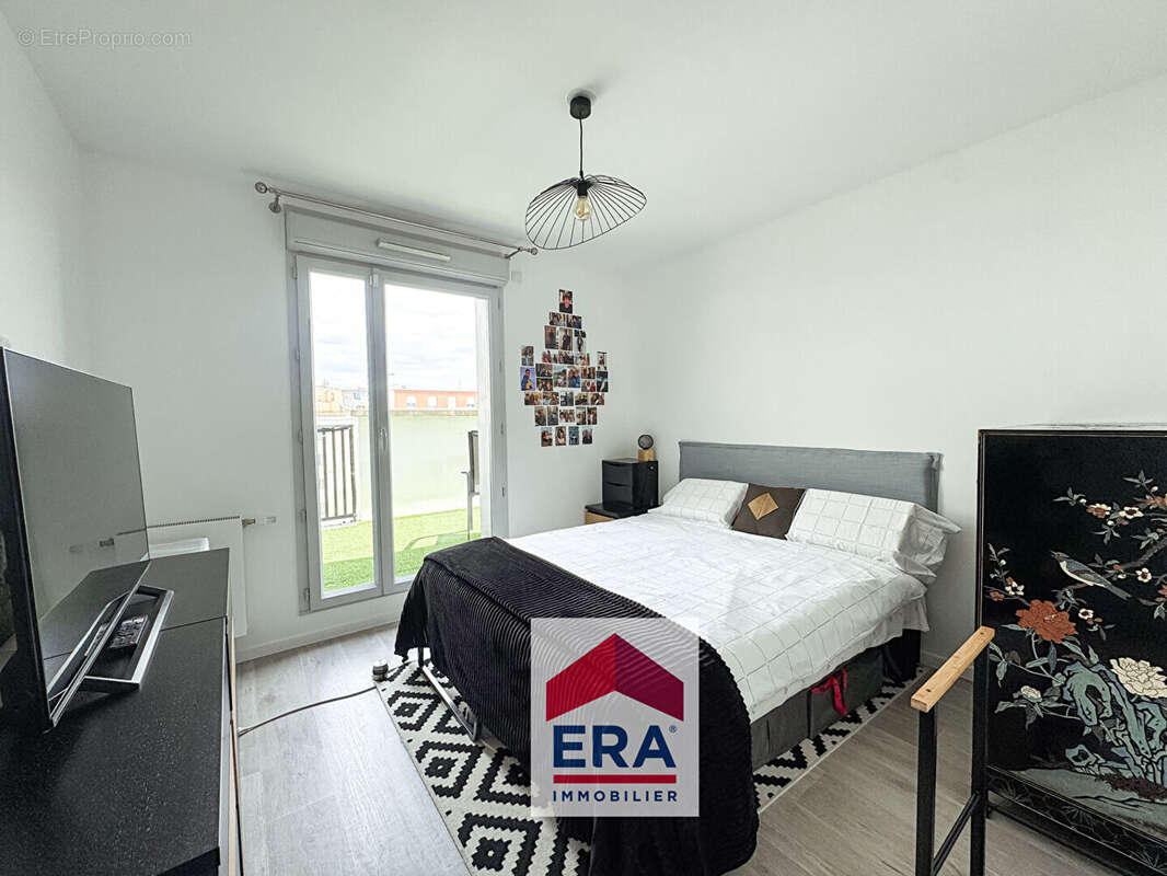 Appartement à SARTROUVILLE