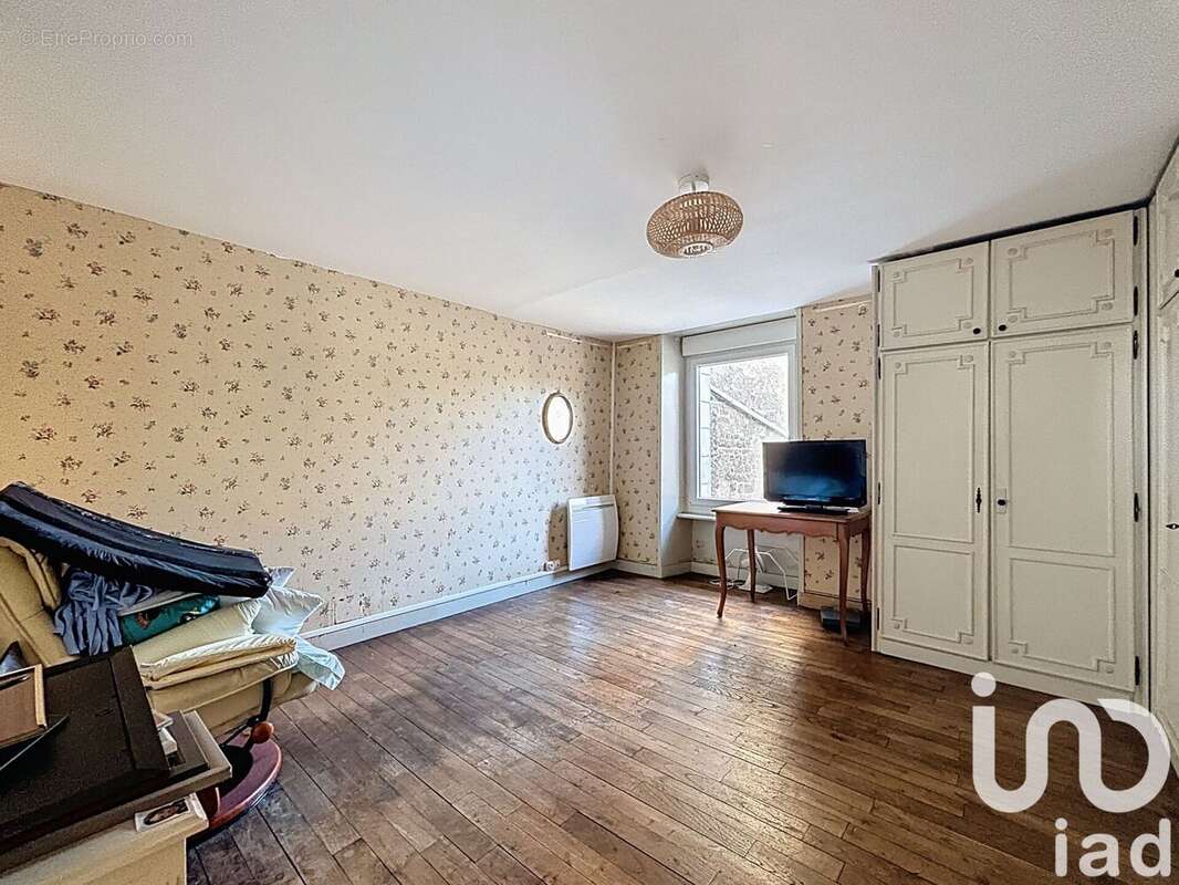 Photo 8 - Maison à LA CHAPELLE-AUX-FILTZMEENS