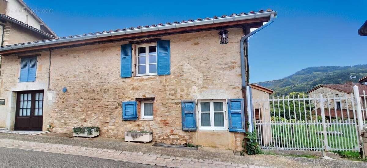 Maison à TREFFORT-CUISIAT