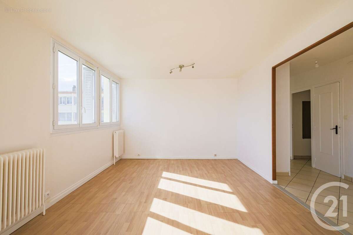 Appartement à ECHIROLLES