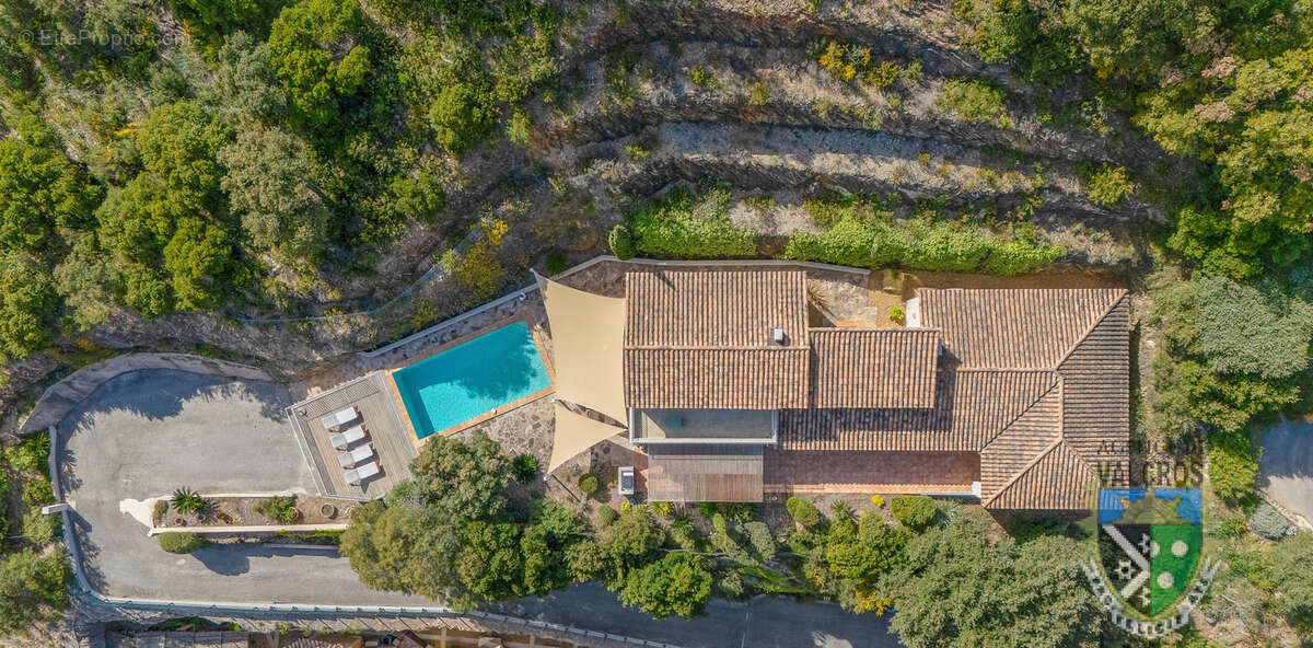 Maison à LA LONDE-LES-MAURES