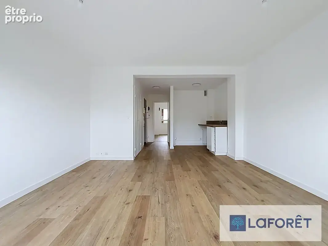 Photo Appartement à Le Plessis-Trevise au prix de 137 000€