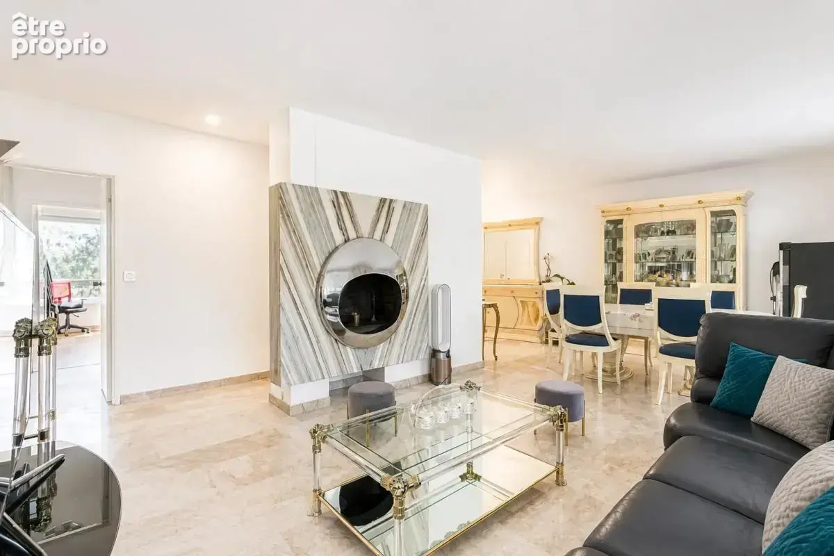 Appartement de 6 pièces de 141 m² à Aubervilliers - photo 3