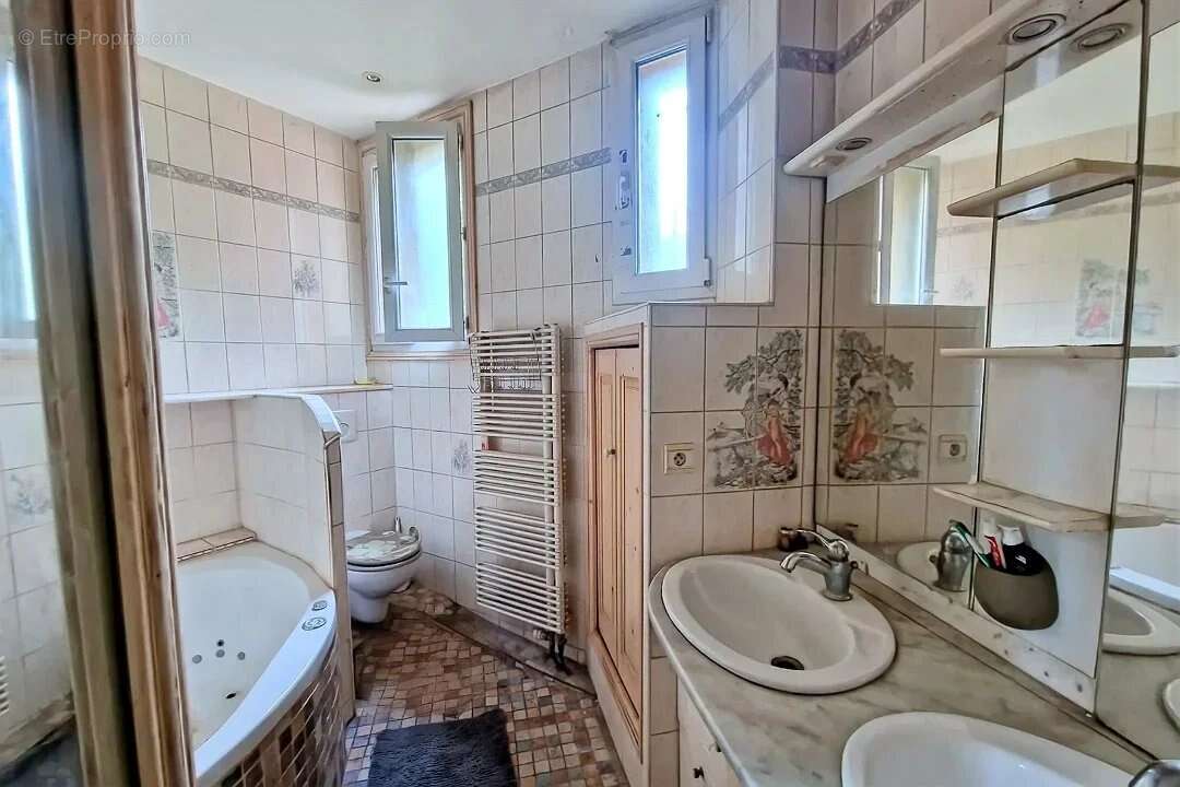 Appartement à NOISY-LE-SEC