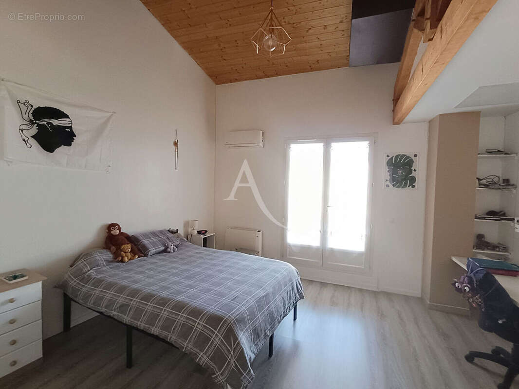 Maison à PONT-DU-CHATEAU